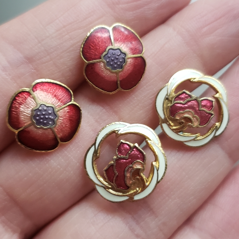 1980s CLOISONNE FLOWER PIERCED EARRINGS SET